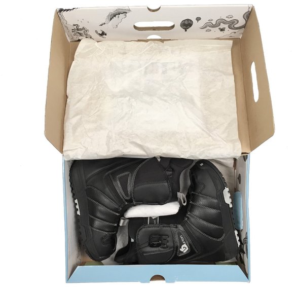 NEW! Burton Mint Womens Snowboard Boots!  Size 4 or 5 (Euro 34 or 35)  Black - Picture 1 of 2
